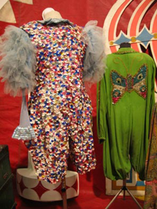 Picture of costumes 39 - 40