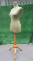 Picture of green tailor's dummy n° 8