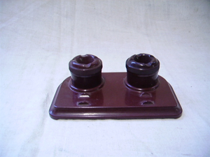 Picture of Bordeaux Bakelite inkwell 