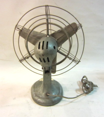 Picture of Vama Costruzioni Elettrodomestiche Table Fan
