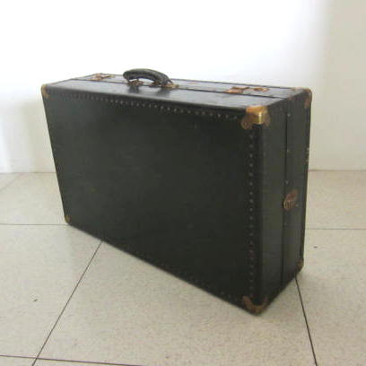 Picture of Mini Wardrobe trunk n° 300