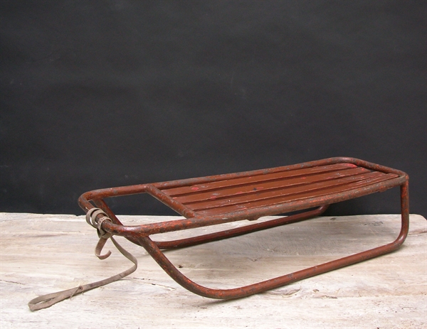 Picture of metal sled n° 5