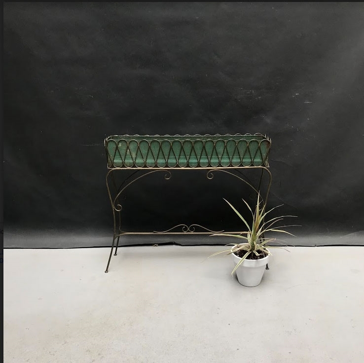 Picture of small brass planter from 50s