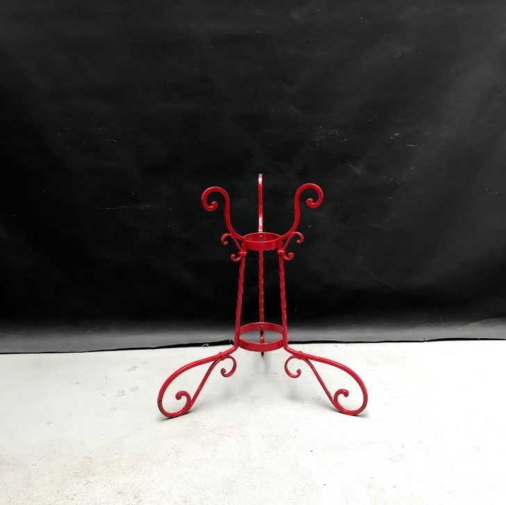 Picture of Red flowerpot holder 