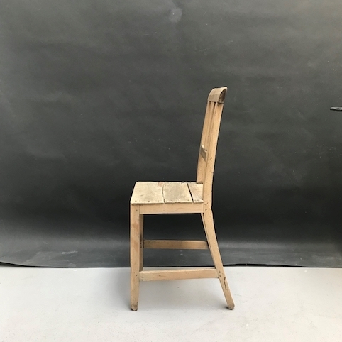 Picture of little country chair