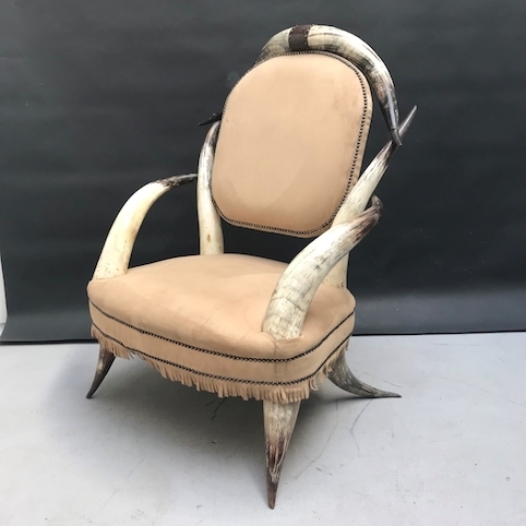 Picture of Armchair made with horn