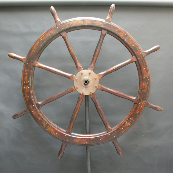 Picture of Big boat's wheel