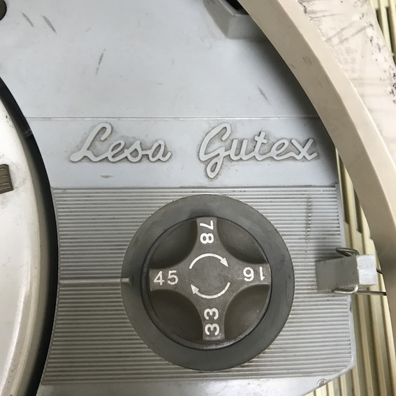 Picture of case gramophone Lesa Gutex