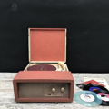 Picture of case gramophone Silem