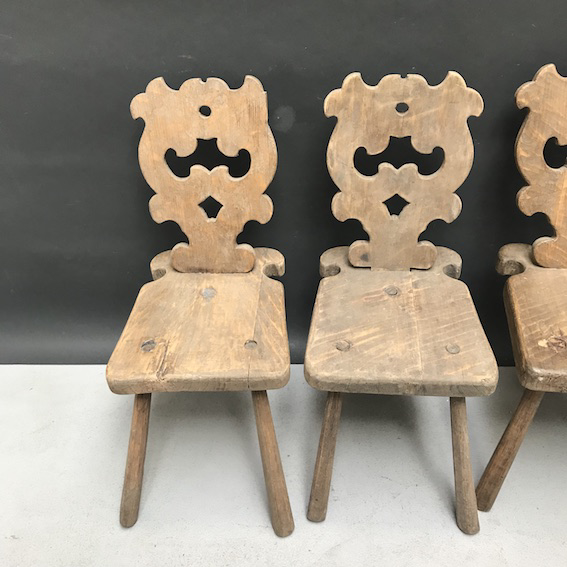 Picture of 4 chairs