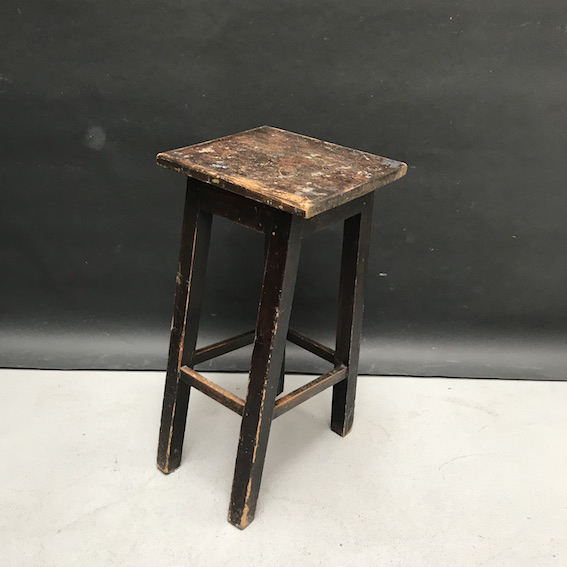 Picture of High stool / Sculpture perch