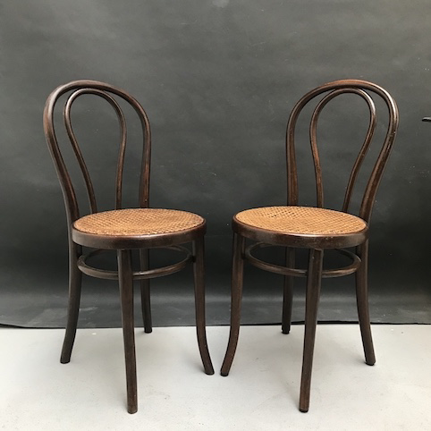 Picture of Pair of Thonet Chairs model n° 18