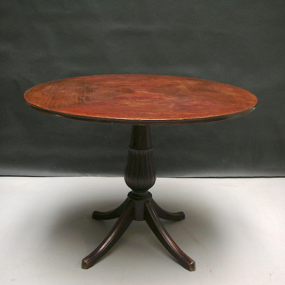 Picture of Round table from 1950s