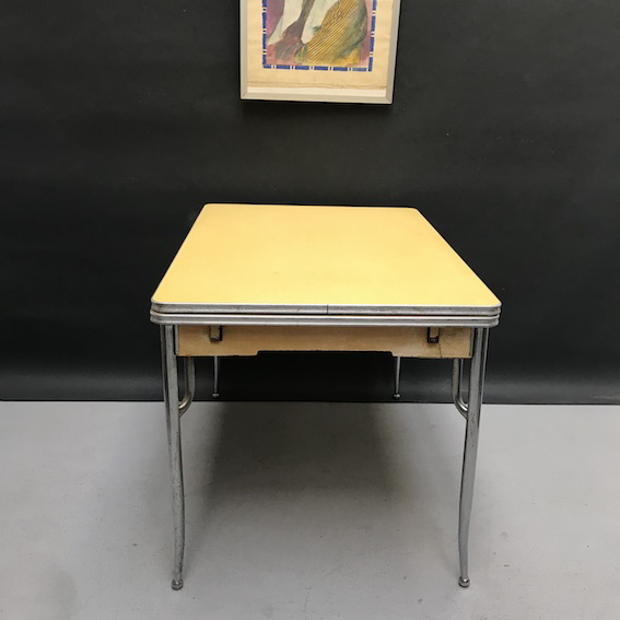 Picture of Kitchen table in yellow formica
