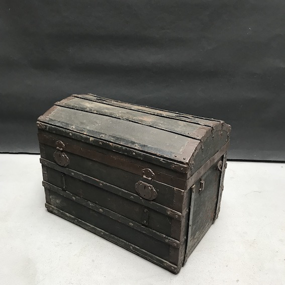 Picture of Treasure chest n° 221
